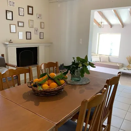 Holiday home Ey House Halikounas