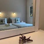 Ey House *